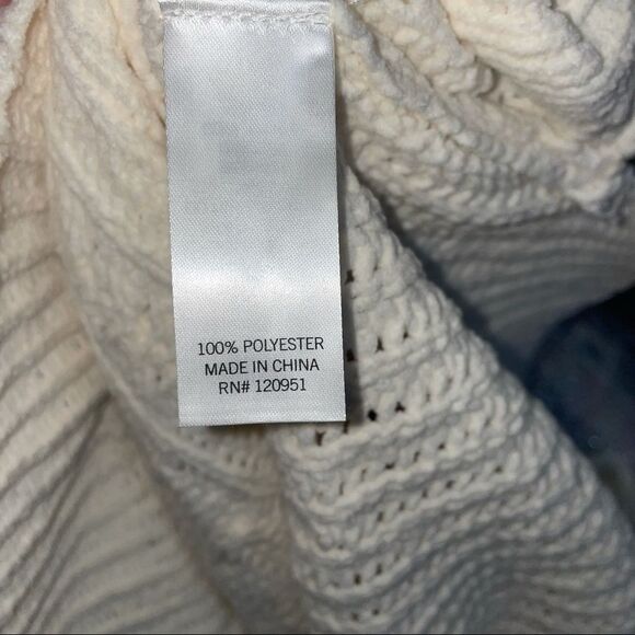 SO Junior Cable Knit Sweater in Irish Cream SZ XS chunky knit sweater NEW - Picture 5 of 13